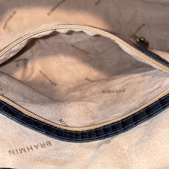 Brahmin Vintage Croc Embossed Leather Zip Top Shoulder Bag EVC - Picture 16 of 16